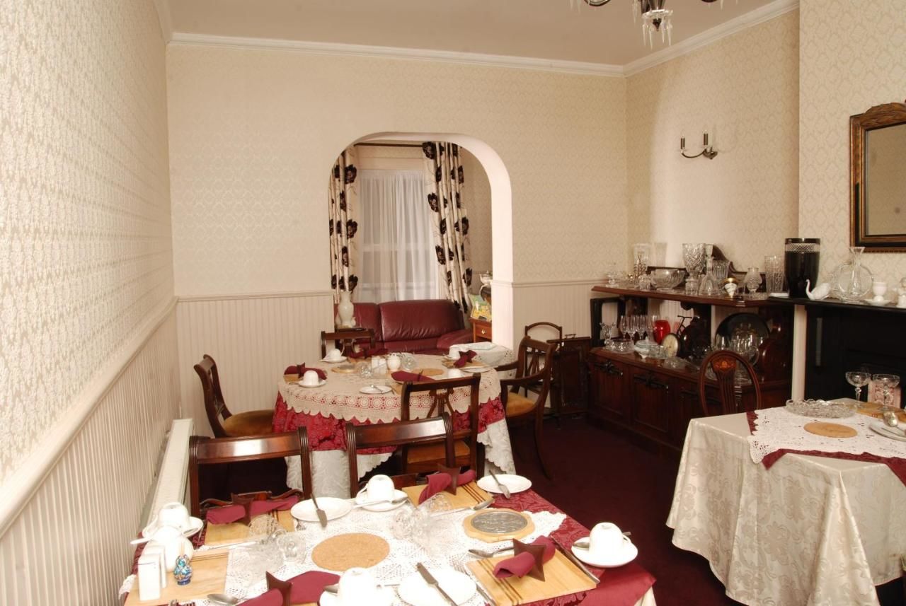 Отели типа «постель и завтрак» Glenart House Трамор-9